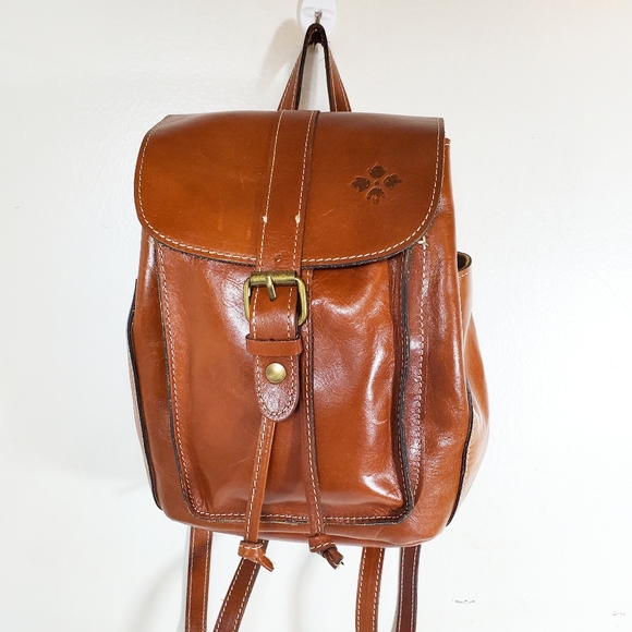 Patricia Nash Heritage Aberdeen Backpack - Picture 2 of 8